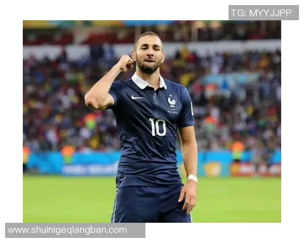 本泽马:从天才少年到足球巨星的传奇旅程与成就解析